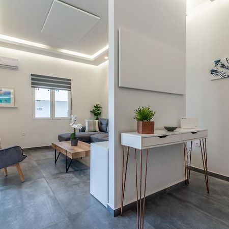Misty Grey Apartment Near City Centre Heraklion  Exterior photo