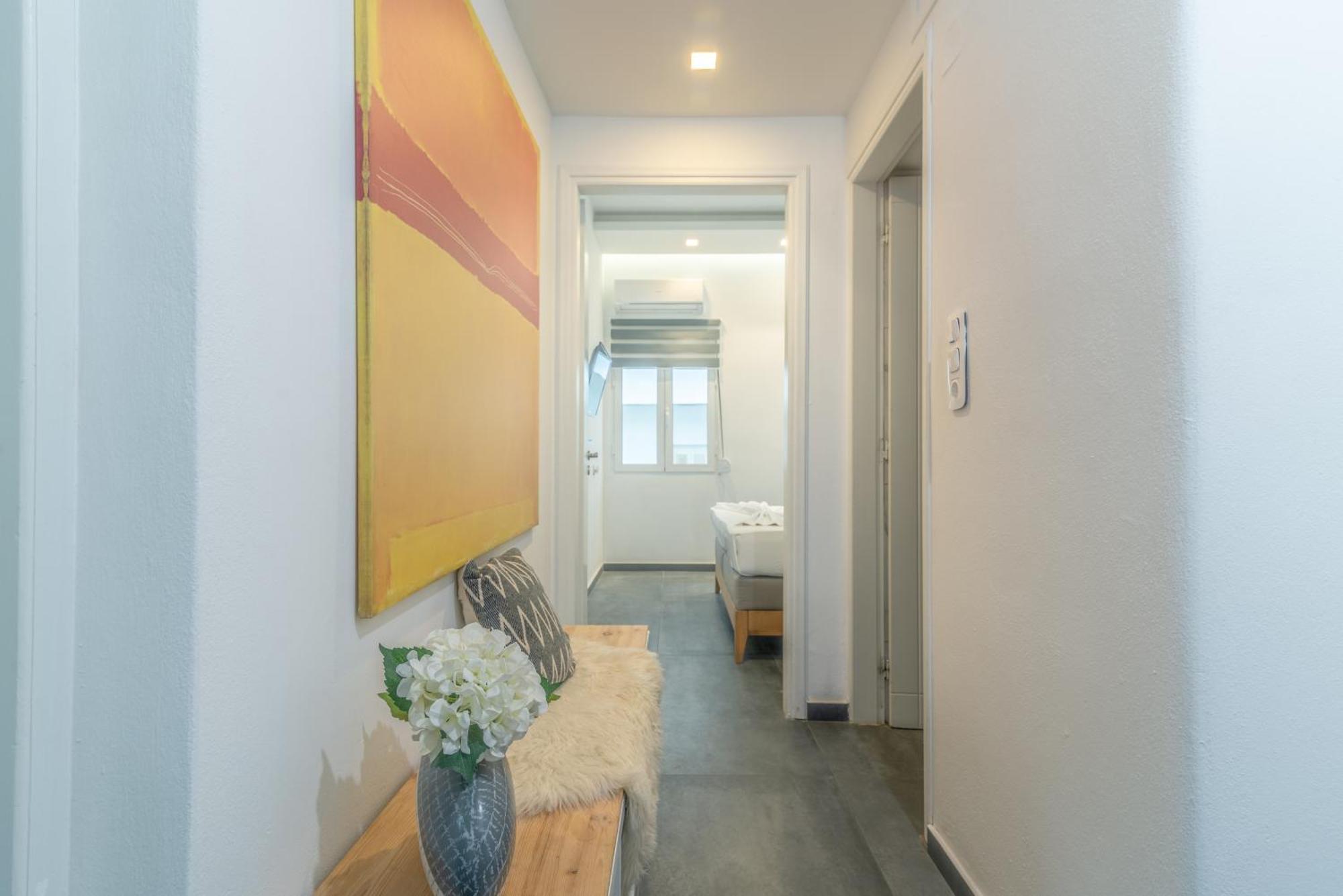 Misty Grey Apartment Near City Centre Heraklion  Exterior photo